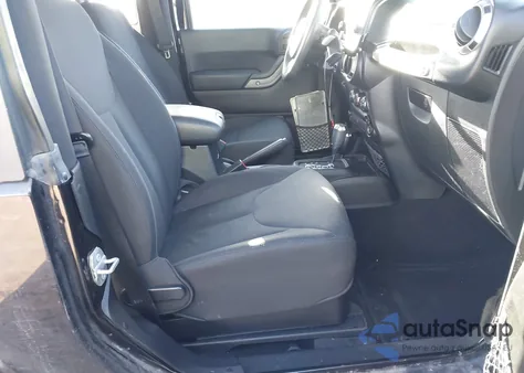 2015 Jeep Wrangler Sport z USA, uszkodzony, nr VIN 1C4AJWAG2FL728040